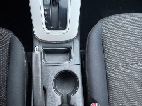 Used 2015 Nissan Sentra S FWD image 21