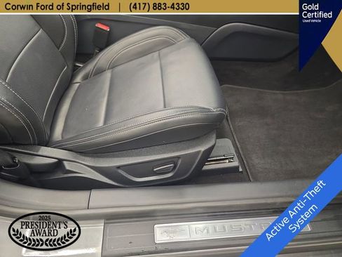 Used 2025 Ford Mustang Premium RWD image 10