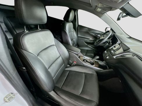 Used 2018 Chevrolet Malibu Premier w/ Premier Sun and Wheel Package FWD image 31
