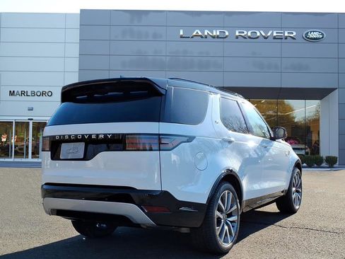 New 2026 Land Rover Discovery Limited Edition image 2