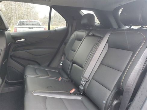 Used 2021 Chevrolet Equinox LT image 22