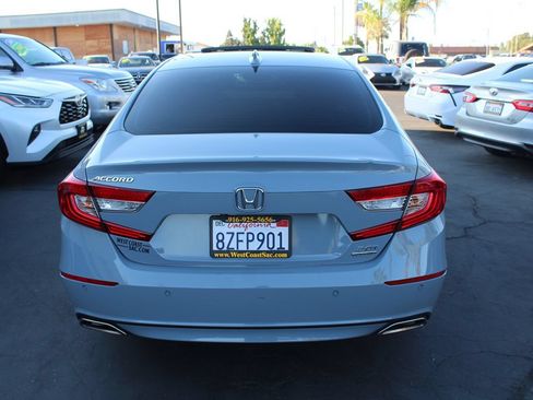 Used 2021 Honda Accord Touring image 6