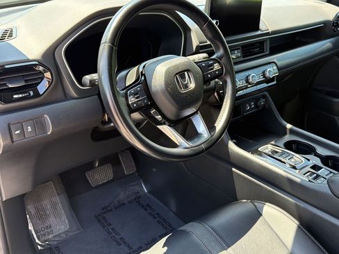 Used 2023 Honda Pilot EX-L image 4