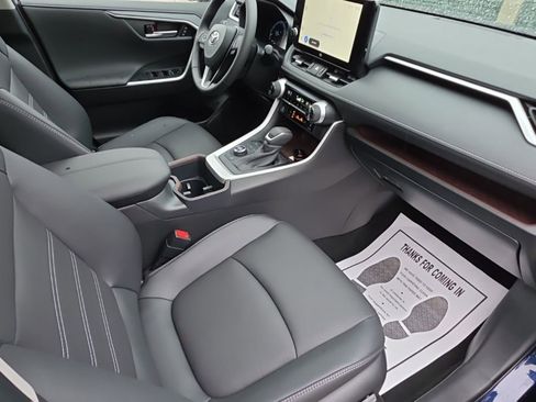 Certified 2025 Toyota RAV4 Limited image 18