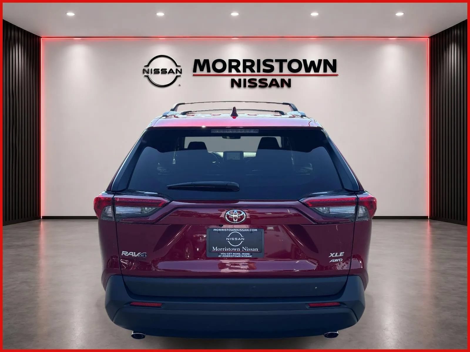 Used 2025 Toyota RAV4 XLE w/ Convenience Package AWD/4WD image 4