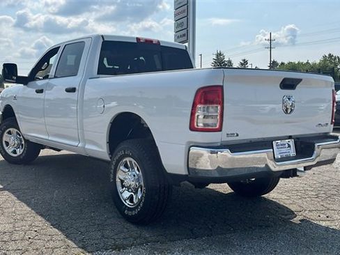 Used 2024 RAM 2500 Tradesman w/ Chrome Appearance Group image 5