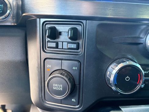 Used 2024 Ford F250 Lariat AWD/4WD image 30