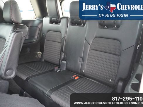 Used 2025 Nissan Pathfinder Rock Creek image 6