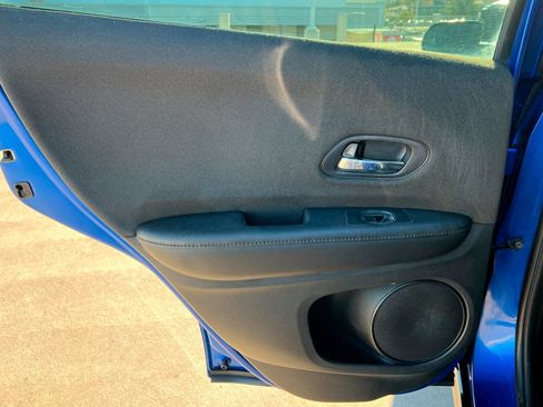 Used 2019 Honda HR-V Sport image 19