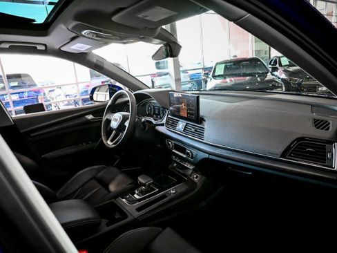 Used 2024 Audi Q5 e Premium Plus AWD/4WD image 25