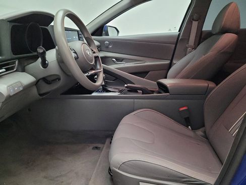 Used 2021 Hyundai Elantra SEL w/ Cargo Package image 17