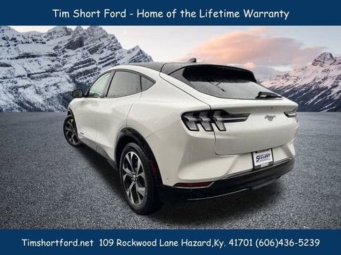 New 2022 Ford Mustang Mach-E Premium image 6