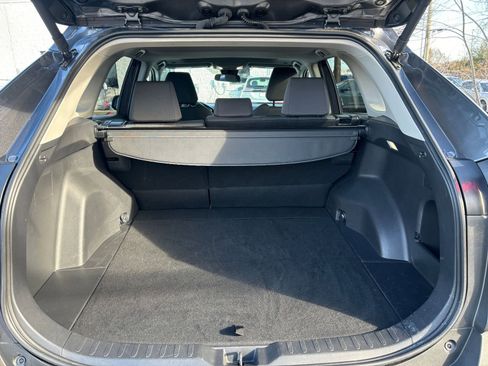 Used 2025 Toyota RAV4 XLE image 33