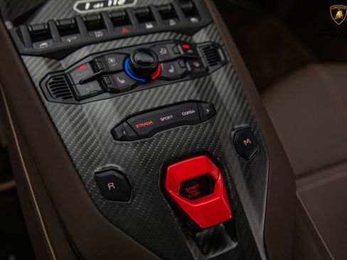 Used 2022 Lamborghini Aventador Countach image 35