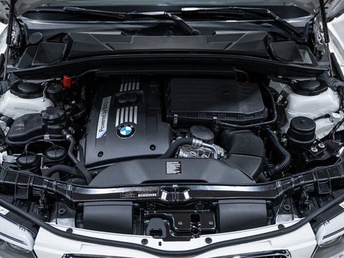 Used 2011 BMW 1 Series M RWD image 39