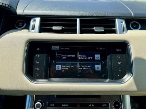 Used 2016 Land Rover Range Rover Sport HSE AWD/4WD image 24