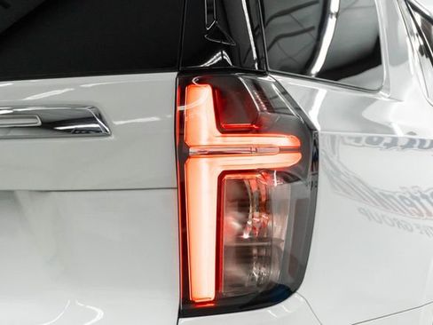 Used 2024 Chevrolet Tahoe LS image 10