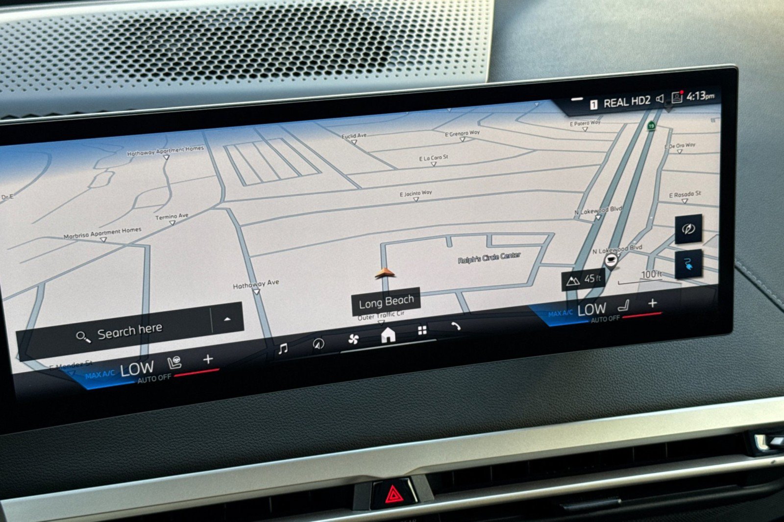 Used 2025 BMW iX xDrive50 AWD/4WD image 19