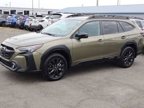 Certified 2025 Subaru Outback Onyx Edition w/ Popular Package #2 image 4