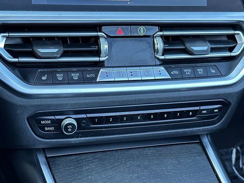 Used 2022 BMW 430i Convertible w/ Convenience Package image 21