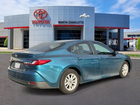 Used 2026 Toyota Camry LE w/ Convenience Package FWD image 8