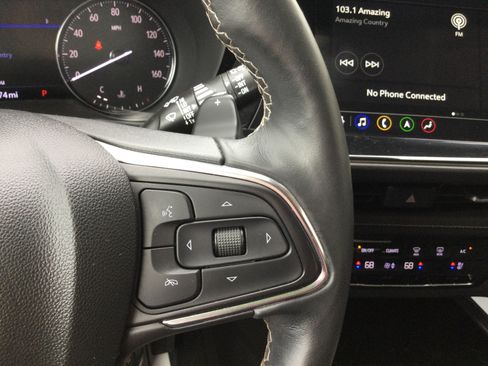 Used 2023 Buick Envision Avenir AWD/4WD image 22
