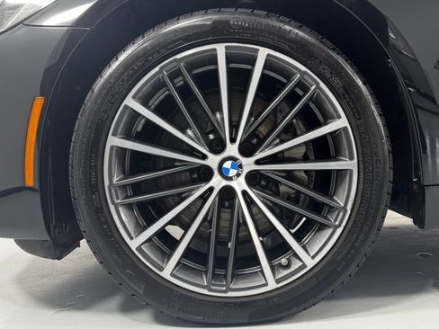 Used 2022 BMW 540i xDrive w/ Convenience Package AWD/4WD image 10