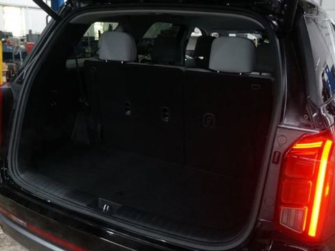 Used 2025 Hyundai Palisade SEL image 44
