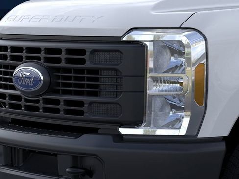 New 2026 Ford F350 XL AWD/4WD image 17