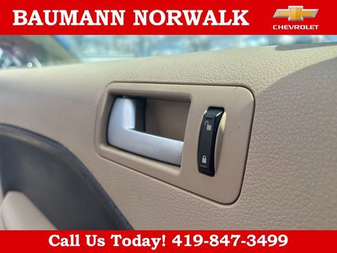Used 2007 Ford Mustang GT RWD image 17