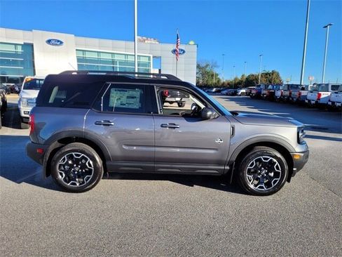 New 2025 Ford Bronco Sport Outer Banks AWD/4WD image 8