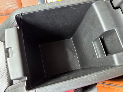 Used 2017 GMC Acadia SLT image 26