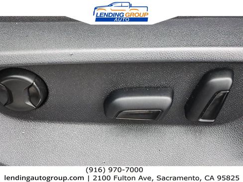 Used 2022 Volkswagen Atlas Cross Sport SE image 19