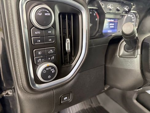 Used 2020 GMC Sierra 1500 Elevation AWD/4WD image 22