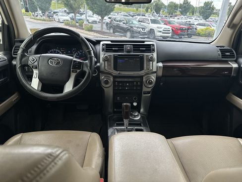 Used 2018 Toyota 4Runner Limited AWD/4WD image 22