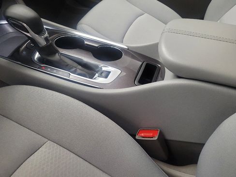 Used 2022 Chevrolet Malibu LT FWD image 26