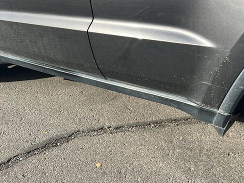 Used 2017 Jeep Grand Cherokee Laredo image 10