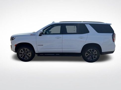 Used 2024 Chevrolet Tahoe Z71 w/ Luxury Package AWD/4WD image 2
