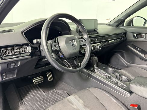 Used 2023 Honda Civic Sport image 3