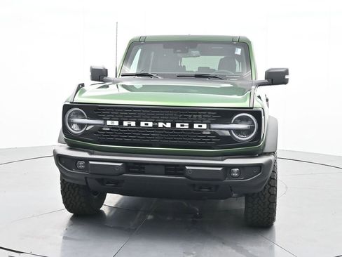 New 2025 Ford Bronco Outer Banks image 2