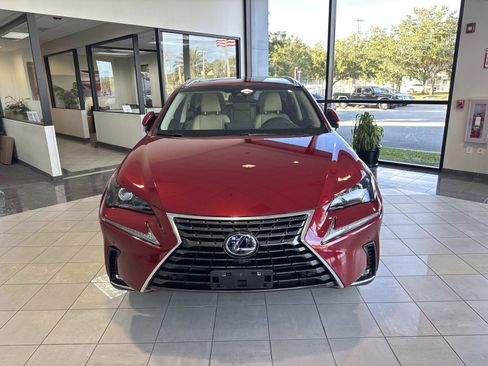 Certified 2019 Lexus NX 300h 300h image 2