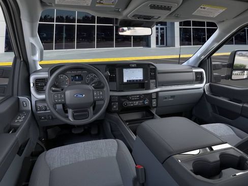 New 2026 Ford F450 XLT w/ XLT Value Package AWD/4WD image 11