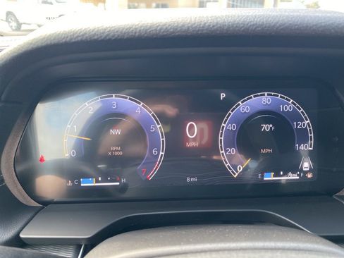 New 2025 Jeep Grand Cherokee Altitude image 19