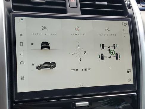 Certified 2025 Land Rover Discovery S AWD/4WD image 26