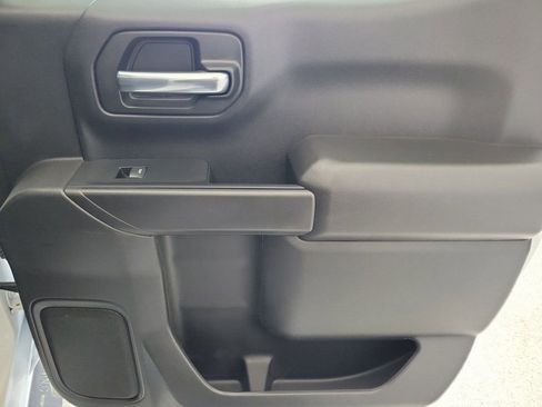 Certified 2022 Chevrolet Silverado 1500 Custom image 17