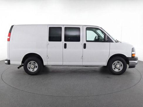 Used 2025 Chevrolet Express 3500 LT w/ LT Preferred Equipment Group RWD image 11