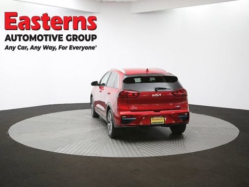 Used 2022 Kia Niro EX w/ Cold Weather Package image 35