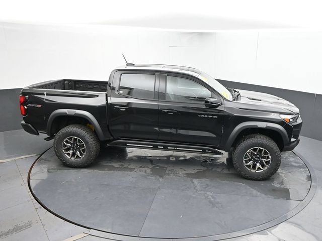 New 2026 Chevrolet Colorado ZR2 w/ Technology Package AWD/4WD image 37
