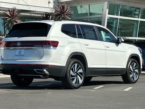 New 2026 Volkswagen Atlas SE FWD image 5