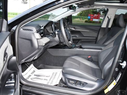 Used 2026 Toyota Camry XLE w/ Premium Plus Package AWD/4WD image 11